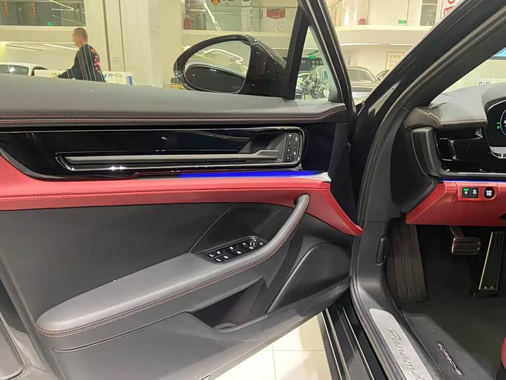 Фото 9 - Porsche Panamera