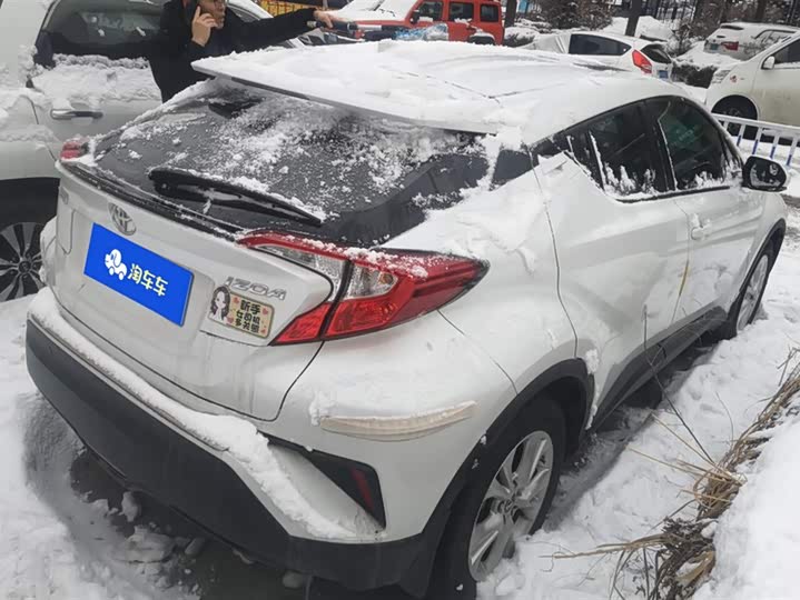 Фото 3 - Toyota Izoa