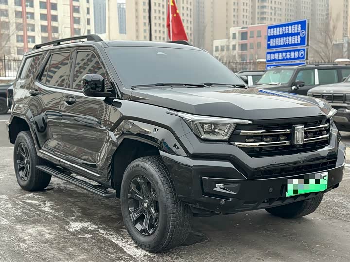 Фото 3 - Tank 400 Hybrid