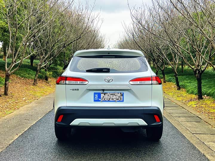 Фото 5 - Toyota Corolla Cross