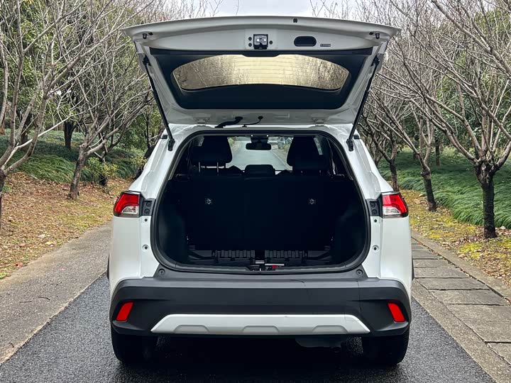 Фото 7 - Toyota Corolla Cross