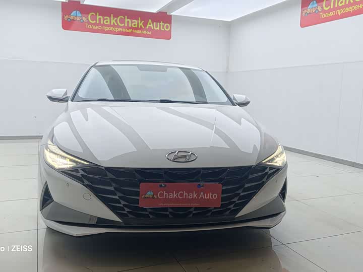 Фото 1 - Hyundai Elantra N line