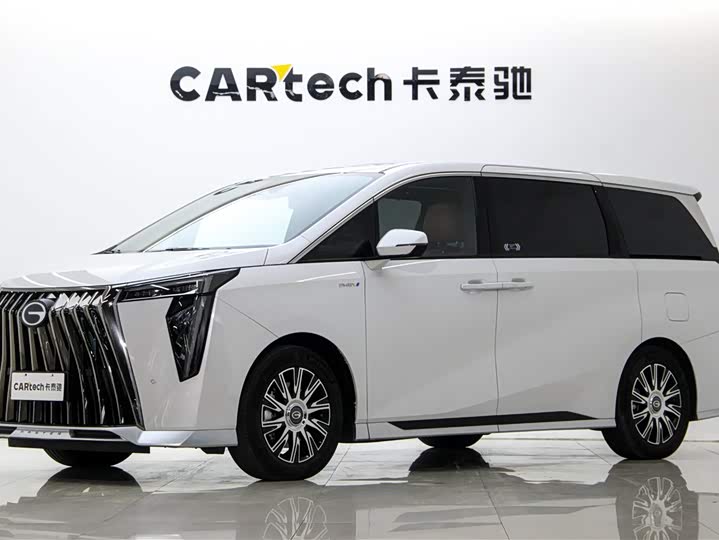 Фото 1 - GAC Trumpchi E9