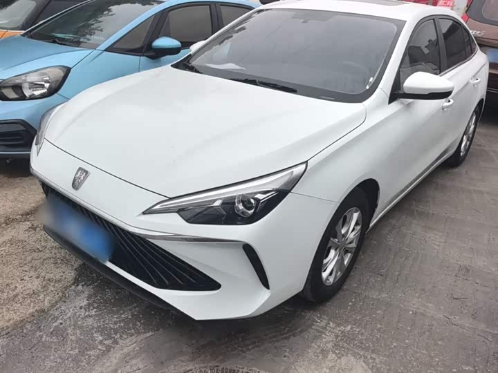 Фото 2 - Roewe i5