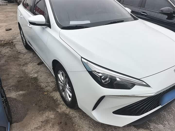 Фото 4 - Roewe i5