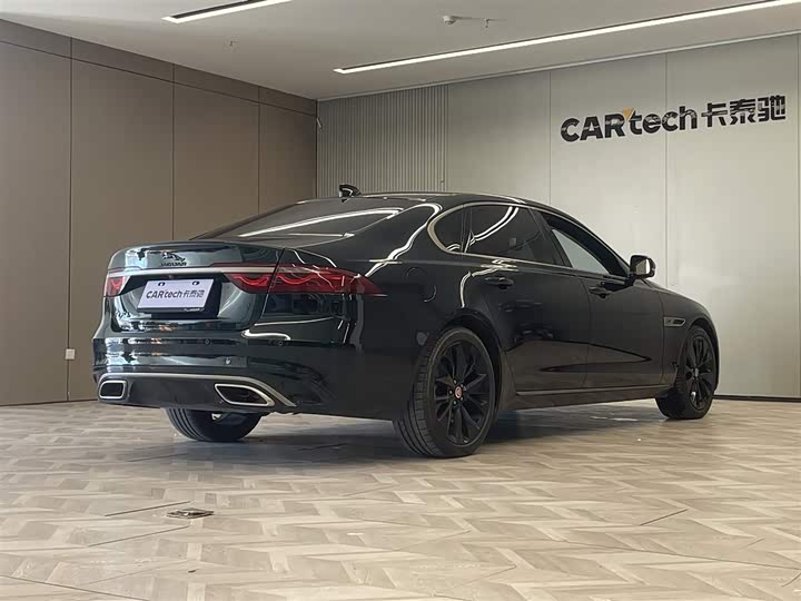 Фото 5 - Jaguar XF L