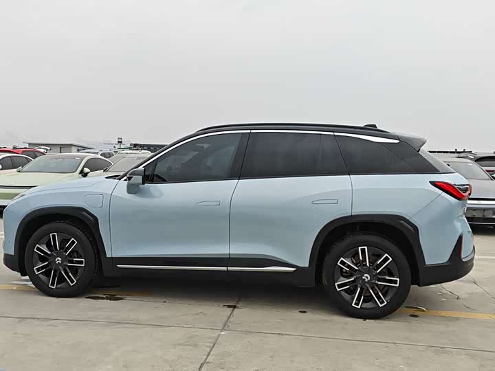 Фото 8 - Nio ES6