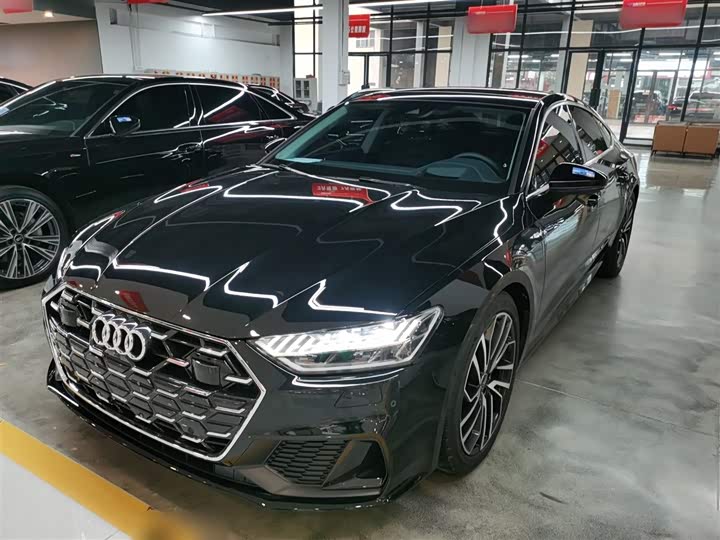 Фото 1 - Audi A7