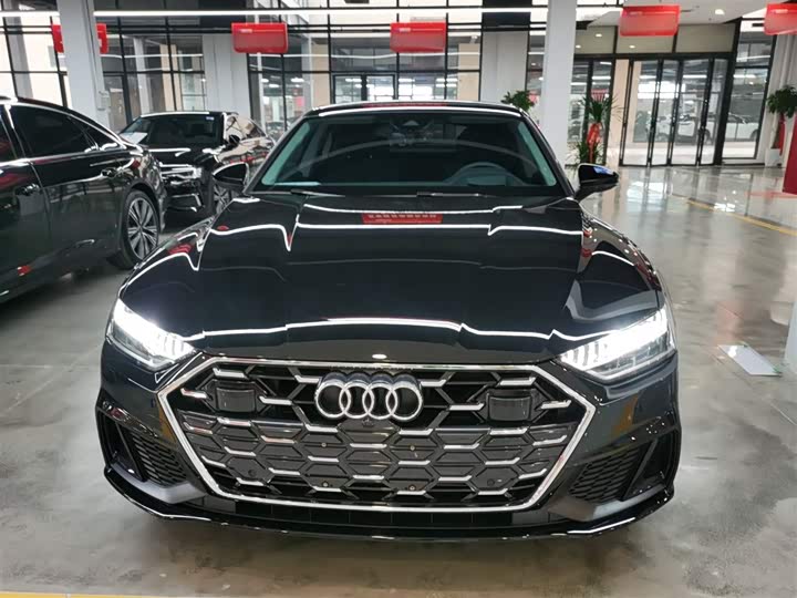 Фото 3 - Audi A7
