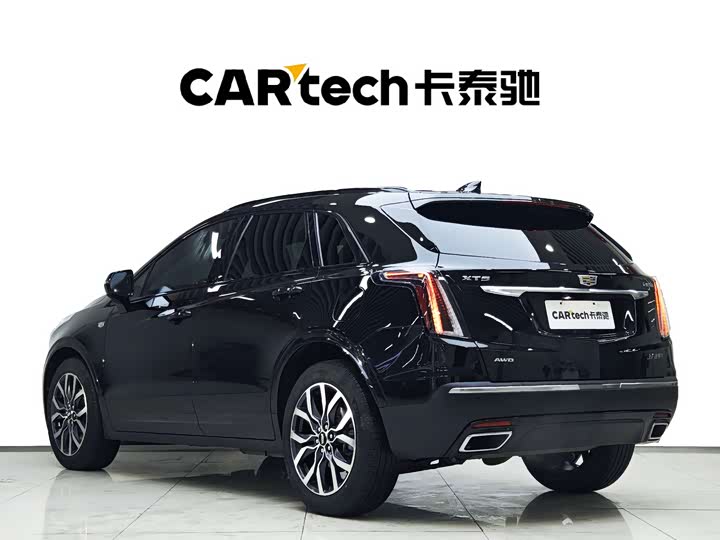 Фото 6 - Cadillac XT5