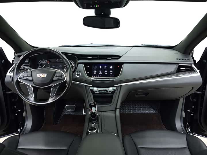 Фото 7 - Cadillac XT5