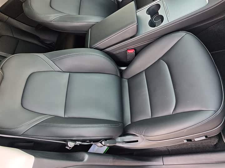 Фото 4 - Tesla Model Y