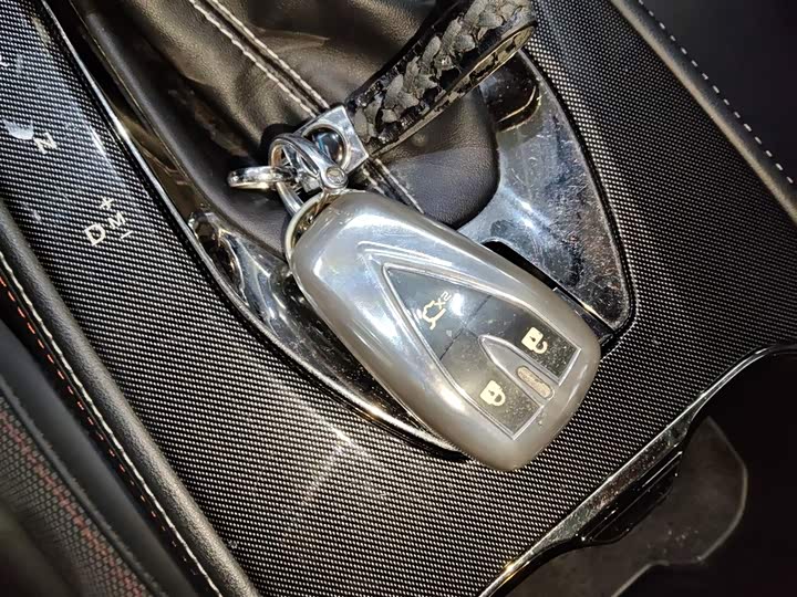 Фото 9 - Changan Oshan X5