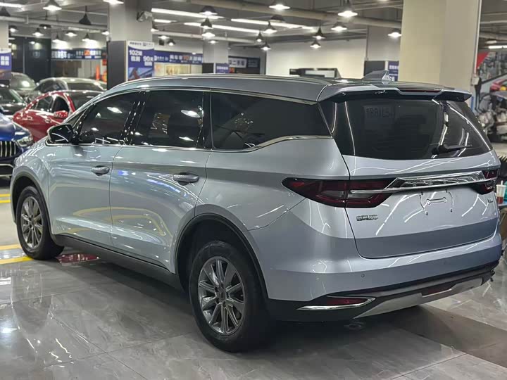 Фото 4 - Geely Jiaji