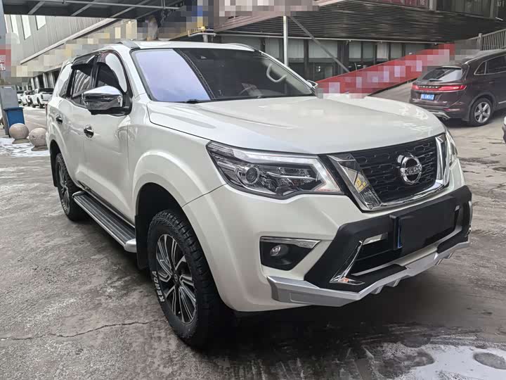 Фото 3 - Nissan Terra