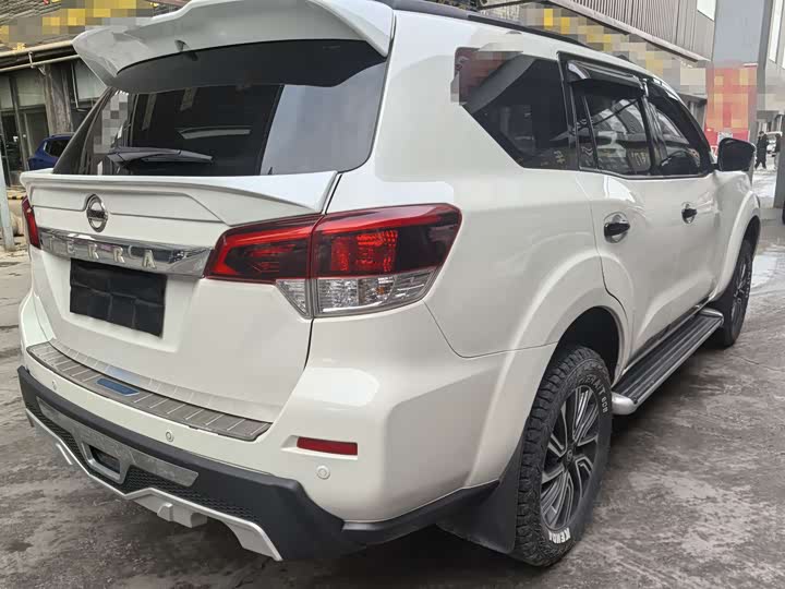 Фото 6 - Nissan Terra