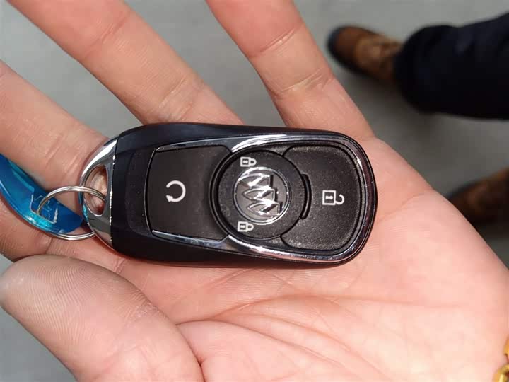 Фото 9 - Buick Velite 6