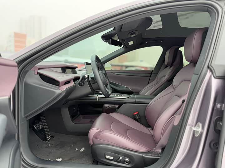 Фото 4 - Xiaomi SU7