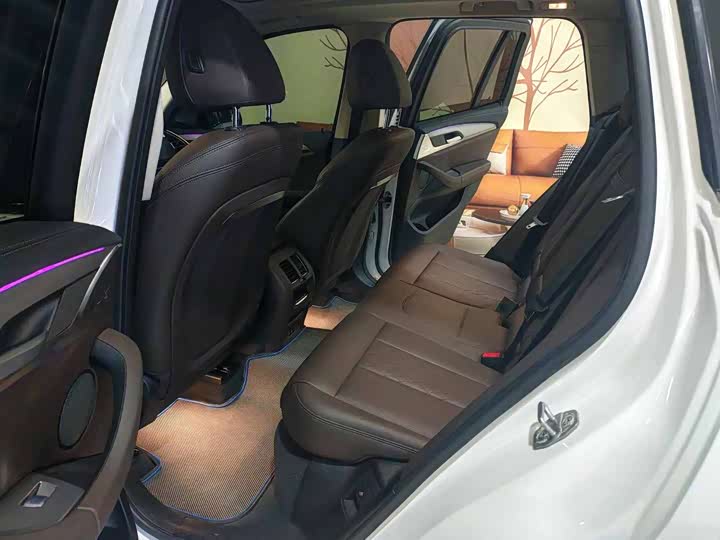 Фото 5 - BMW iX3