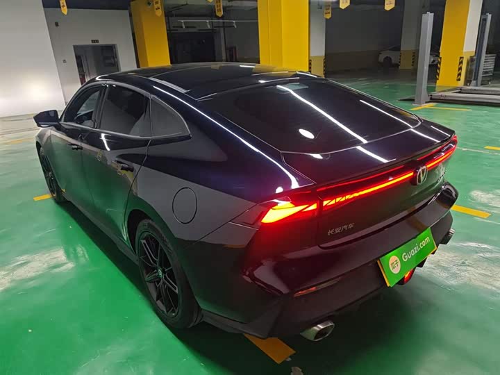 Фото 5 - Changan UNI-V