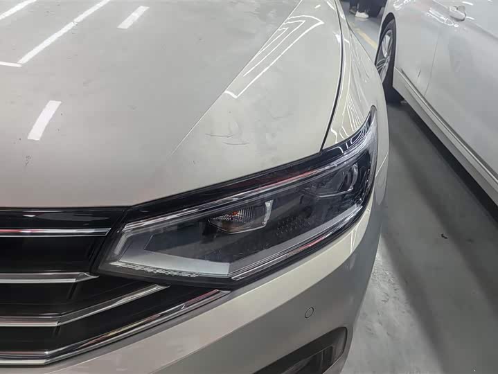 Фото 5 - Volkswagen Magotan