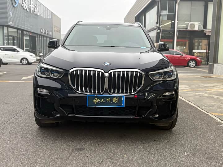 Фото 2 - BMW X5