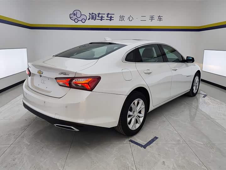 Фото 3 - Chevrolet Malibu XL