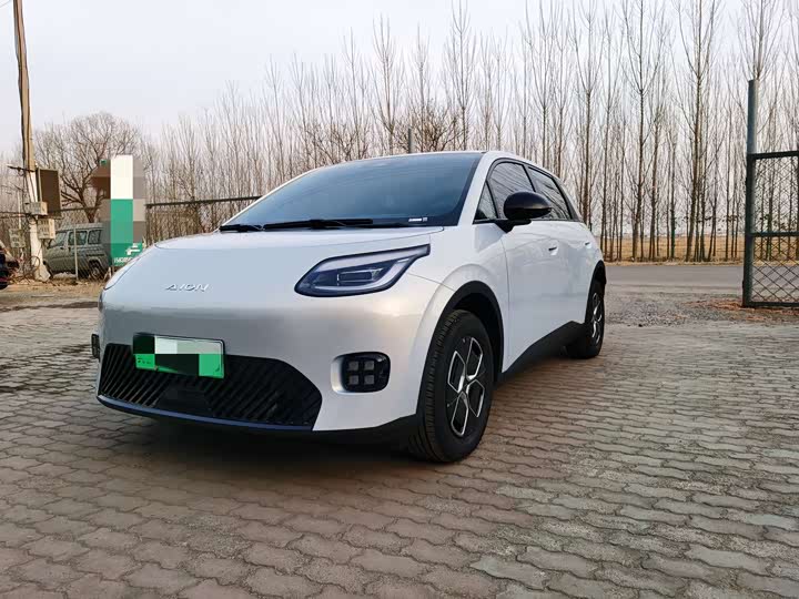 Фото 1 - GAC Aion UT