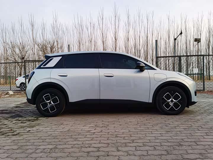 Фото 5 - GAC Aion UT