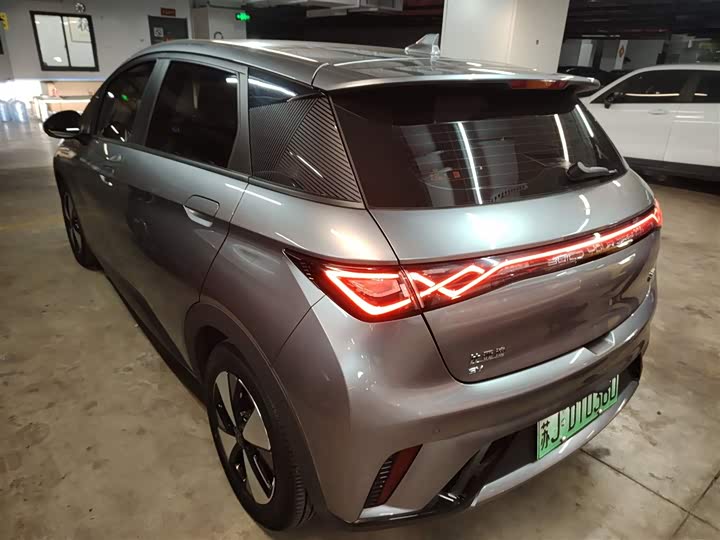 Фото 5 - BYD Dolphin