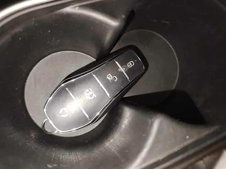 Фото 9 - BYD Dolphin