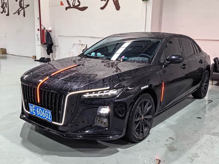 Фото 1 - Hongqi H5