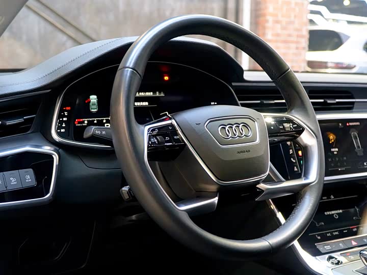 Фото 5 - Audi A7