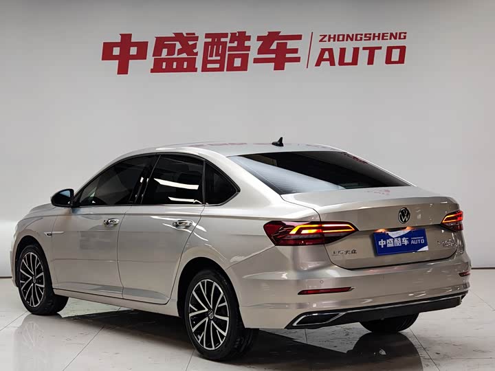 Фото 5 - Volkswagen Lavida