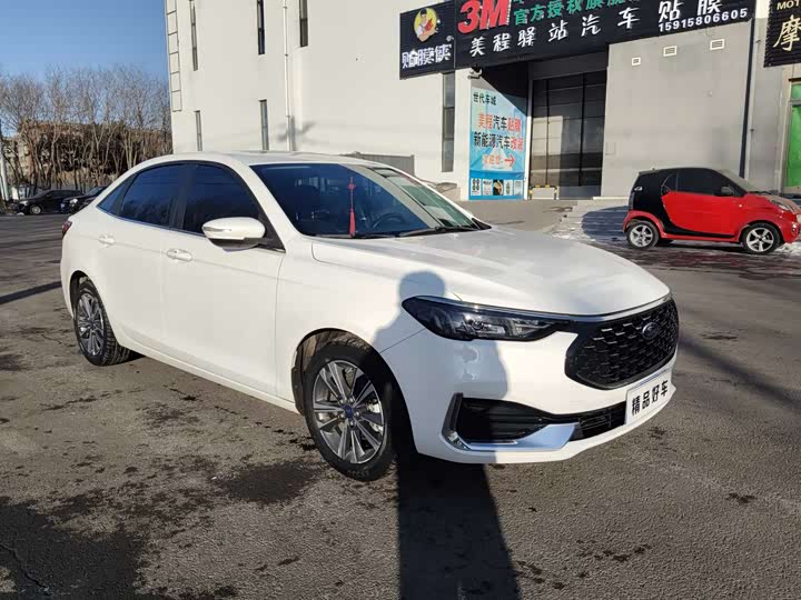 Фото 3 - Ford Escort