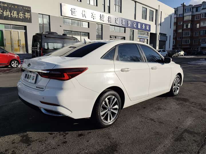 Фото 5 - Ford Escort