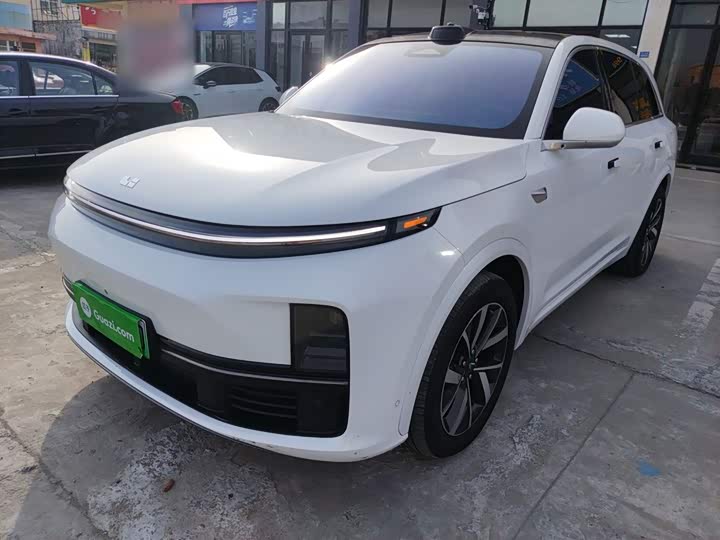 Фото 1 - LiXiang L7