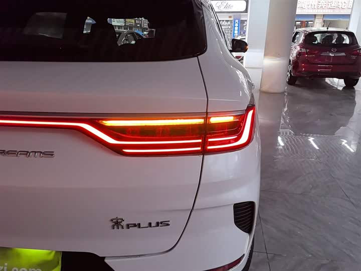 Фото 8 - BYD Song Plus Hybrid/EV