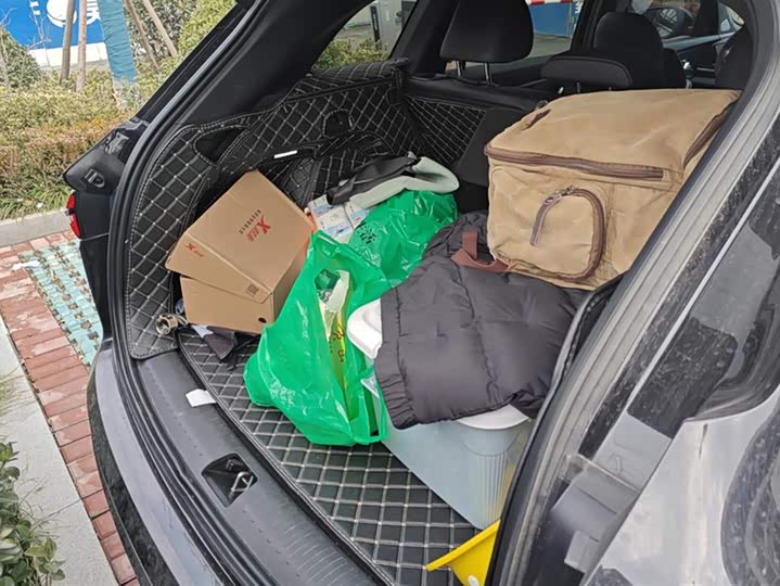 Фото 4 - Geely Monjaro