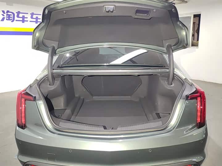 Фото 4 - Cadillac CT5