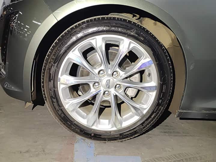 Фото 6 - Cadillac CT5