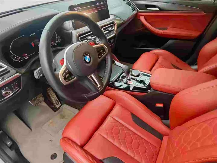 Фото 8 - BMW X4 M