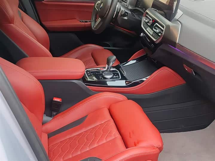 Фото 9 - BMW X4 M