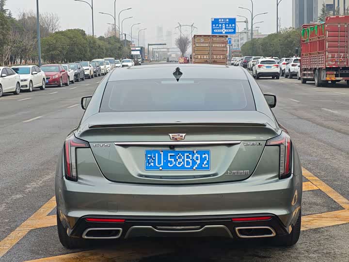 Фото 8 - Cadillac CT5
