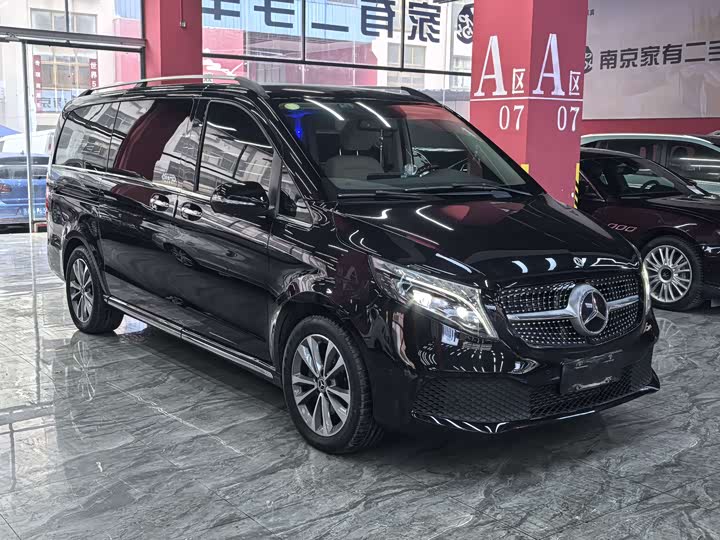 Mercedes-Benz V-Class 2021 2021款 V 260 领航版