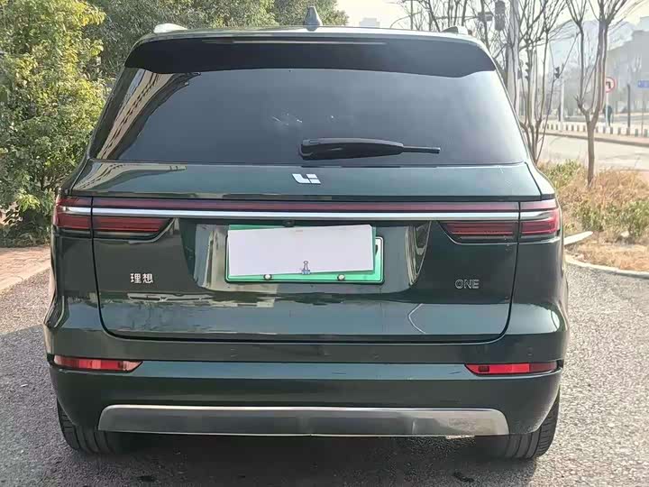 Фото 8 - LiXiang One