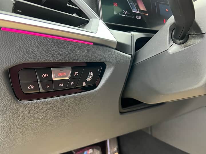 Фото 8 - BMW 3 Series