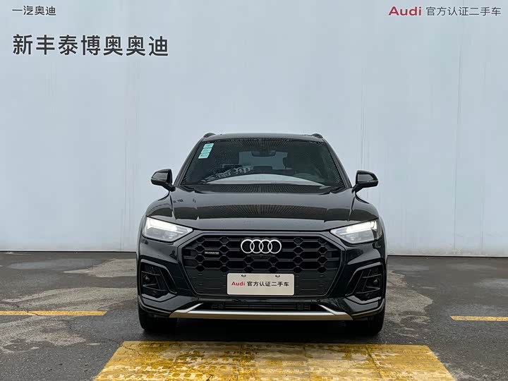 Фото 2 - Audi Q5L