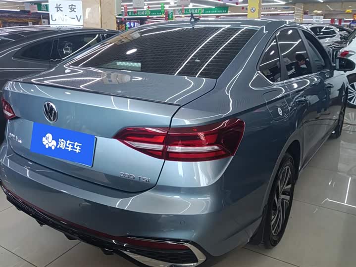 Фото 3 - Volkswagen Lavida