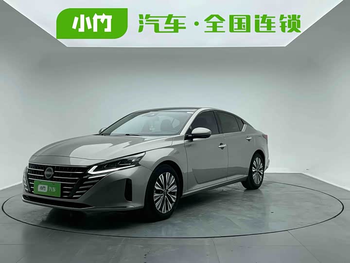 Фото 1 - Nissan Teana